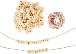 Perline infilabili in legno con lettere small foot – set da 300 pz