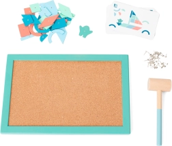 Martellino con chiodini e martello per bambini