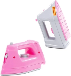 Ferro giocattolo per la piccola casalinga