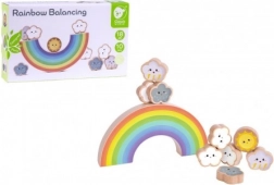 Arcobaleno in legno per l’equilibrio con nuvole