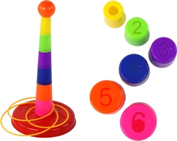 Gioco di lancio al bersaglio con bicchieri e anelli