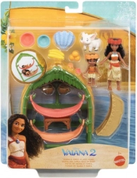 Set di gioco con la piccola bambola Vaiana e sua sorella nel villaggio