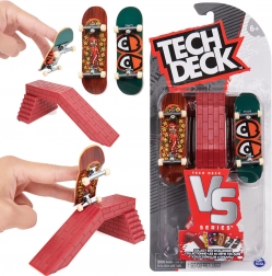 Set di fingerboard Tech Deck VS Series Krooked con ostacolo, 2 pz
