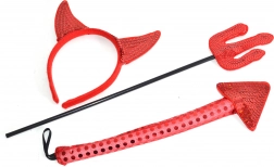 set da carnevale con orecchie, coda e tridente