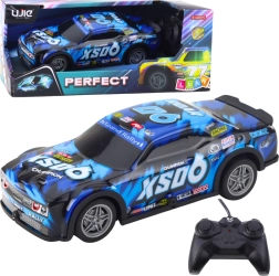 Auto RC da corsa con carrozzeria luminosa, nero-blu