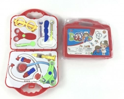 Dottore in valigetta da viaggio