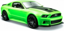 Modello da collezione FORD Mustang Street Racer 1:24 verde