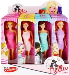 Bambola con vestito colorato