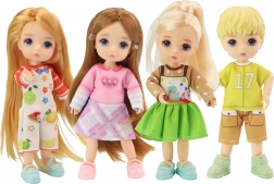 Bambola con abito estivo