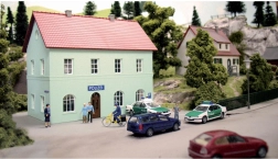 Stazione di polizia PIKO Hobby H0