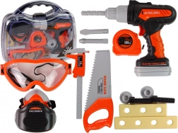 Set di attrezzi con trapano elettrico e occhiali protettivi