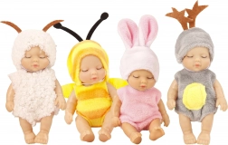 Bambino in vestito con motivi di animali