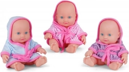 Adorabile bambolino in accappatoio colorato