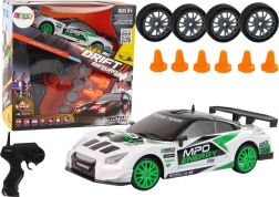 auto da corsa RC drift 1:24 con ruote intercambiabili e velocità fino a 15 km/h
