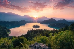 Puzzle Ravensburger Lago di Bled Slovenia 3000 pezzi