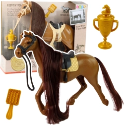 Cavallo con criniera lunga e accessori in colore marrone