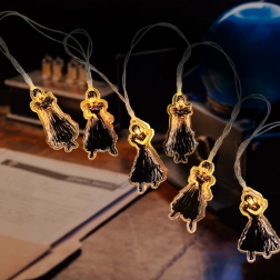 Wednesday catena luminosa a batterie 130 cm