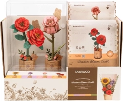 Display con camelia rossa e rosa rosa