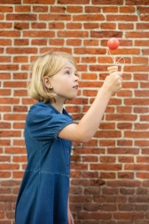 Kendama in legno Gelato – gioco di abilità per bambini