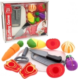 Verdure da tagliare per bambini con tagliere