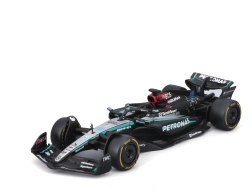 modello in metallo bburago 1:43 mercedes‑amg petronas f1 w15 2024 n. 63 george russell