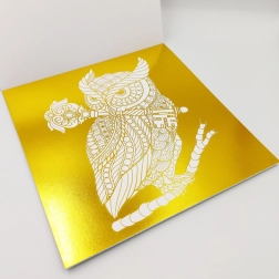 Libro da colorare con motivi metallici oro/argento