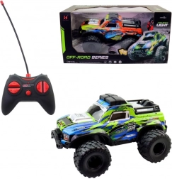 Auto RC fuoristrada con grandi ruote