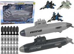 set militare marina con sottomarini, caccia e proiettili