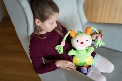 Peluche Fanynka di Kouzelná školka 30 cm