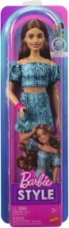 Mattel Barbie Fashionistas bambola da collezione con capelli scuri in outfit turchese a due pezzi