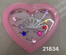 Anelli con pietre e corona - set di 11 pezzi