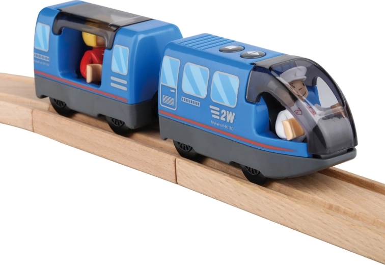 Materiali resistenti e divertimento per piccoli amanti dei treni