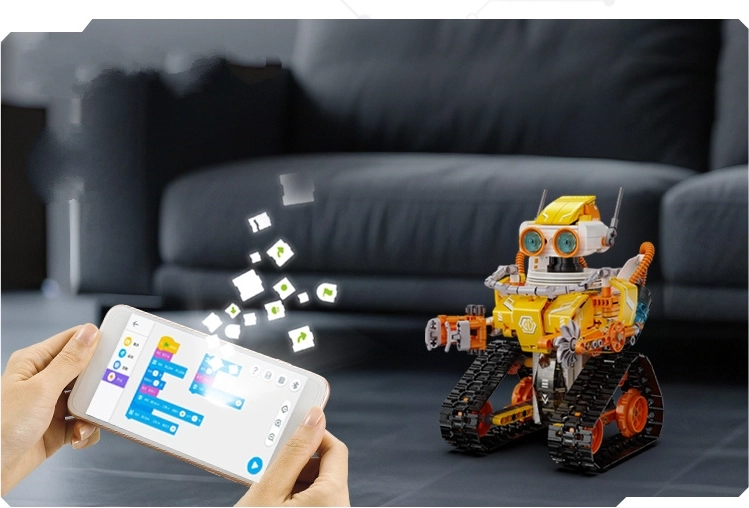 Doppio controllo: RC 2,4 GHz e app mobile