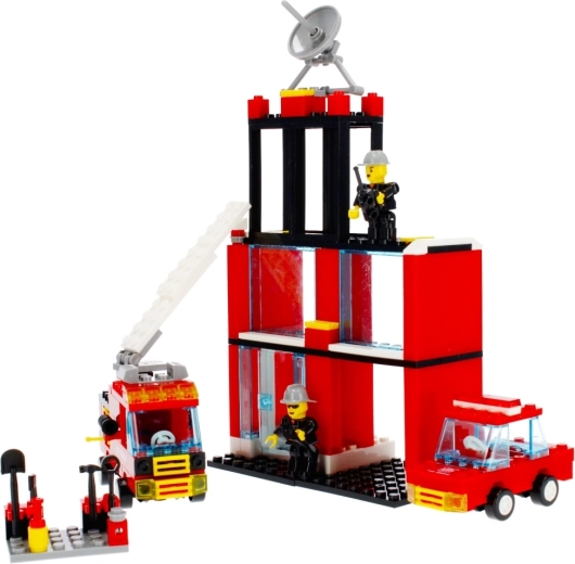 Stazione multipiano ricca di dettagli