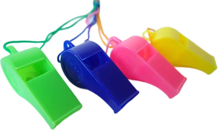 Fischietto sportivo in plastica Acra con cordino - 1 pezzo