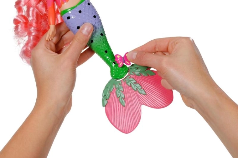 Decorazione creativa dalla testa alla coda