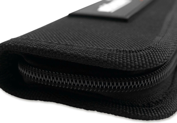 Tessuto resistente e cuciture robuste