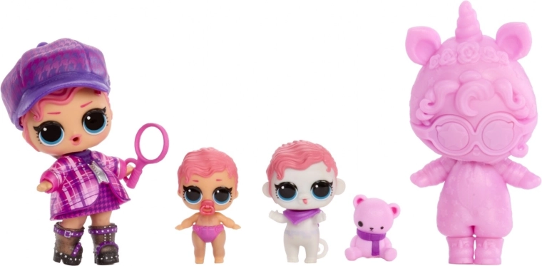 Bambola fashion, bebè e cucciolo