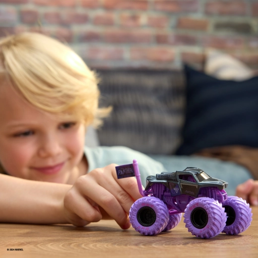 Scala 1:64 + bandierina nella confezione