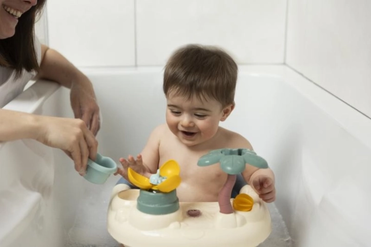 Seduta facilitata grazie al piano scorrevole