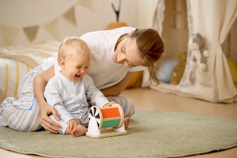Colori contrastanti per piccoli esploratori