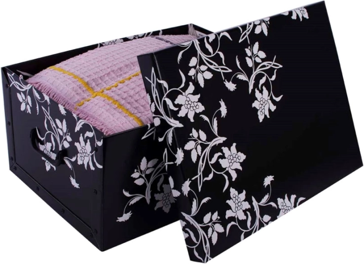 Maniglie pratiche e coperchio