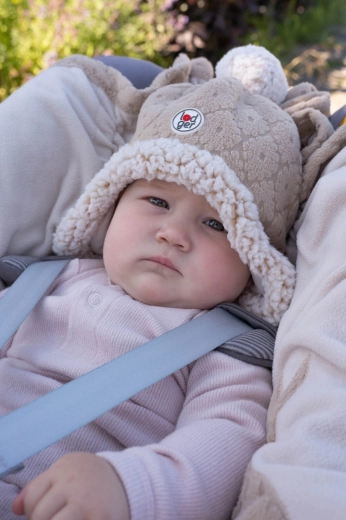 Ottimo per il passeggino – protegge anche le orecchie