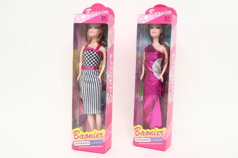 Bambola in abiti eleganti