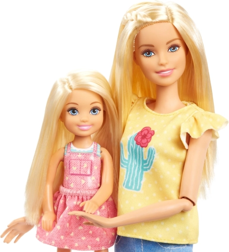 Due bambole per il gioco di ruolo: Barbie e Chelsea