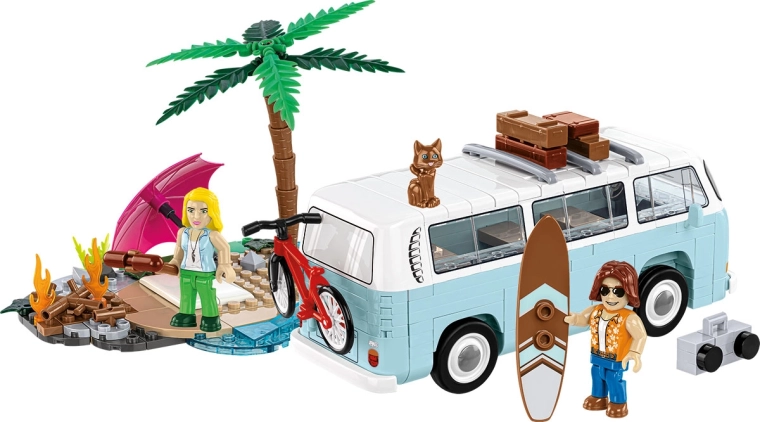 Diorama da spiaggia ricco di accessori