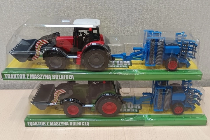 Trattore Gazelo con macchina agricola