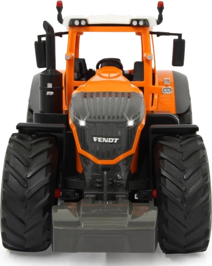 Illuminazione a LED e lavorazione dettagliata del Fendt autorizzato