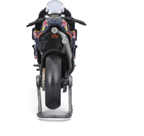 Ampio pneumatico posteriore, doppio scarico e cavalletto paddock