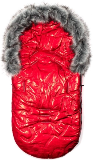 Pelliccia staccabile sul cappuccio